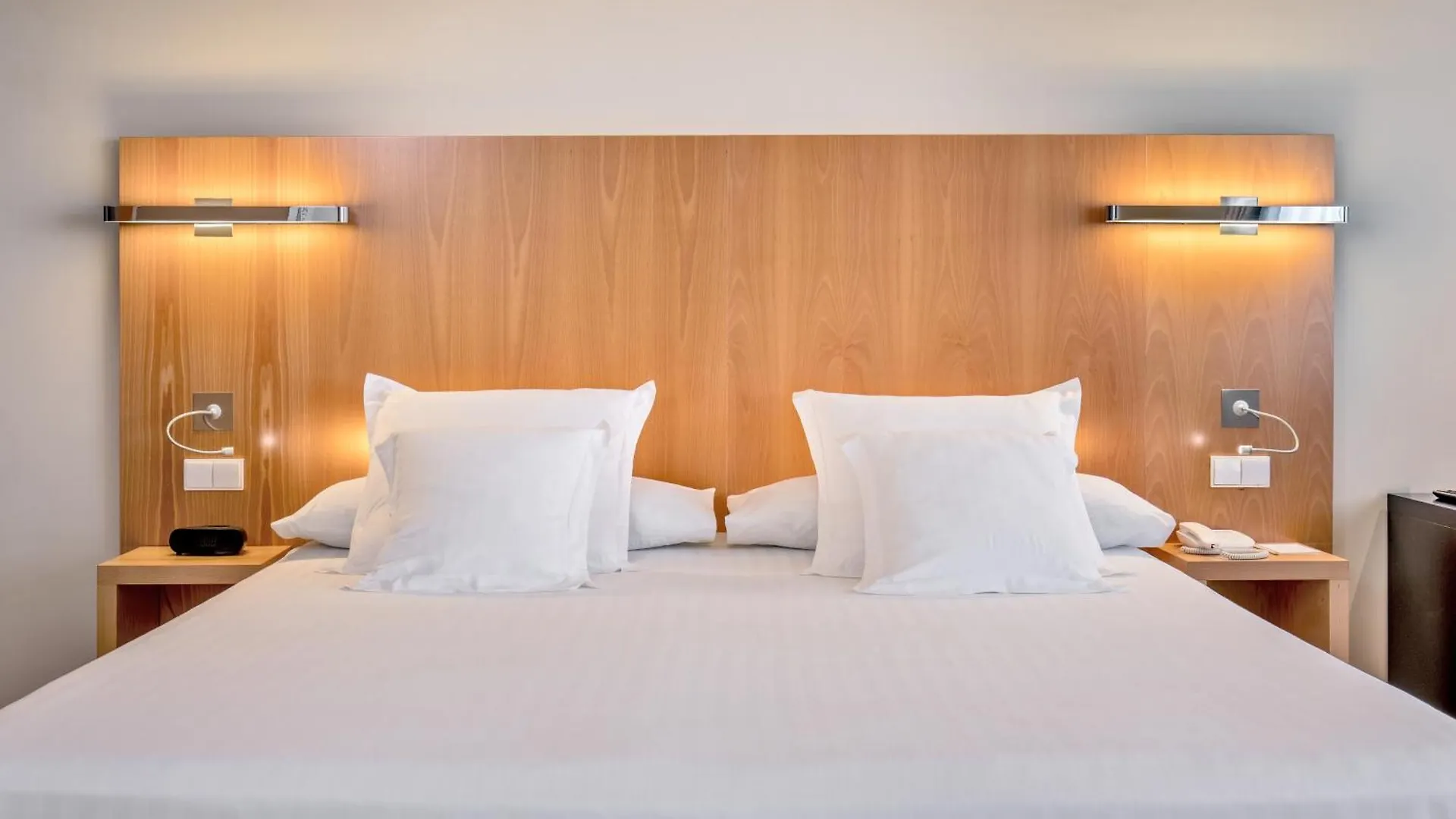 Occidental Cadiz Otel
