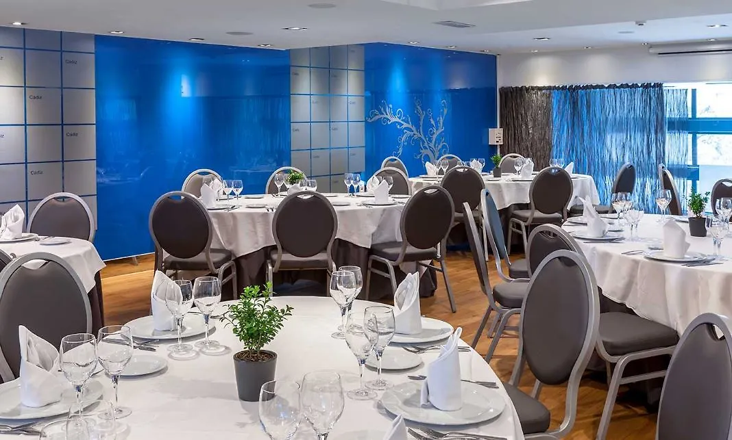 Occidental Cadiz Otel 4*,